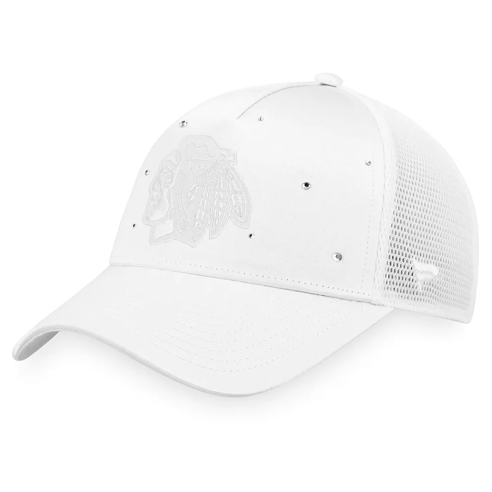 Women's Fanatics Branded White Chicago Blackhawks Winter Lights Trucker Snapback Hat 2 Women's Fanatics Branded White Chicago Blackhawks Winter Lights Trucker Snapback Hat - Image 2