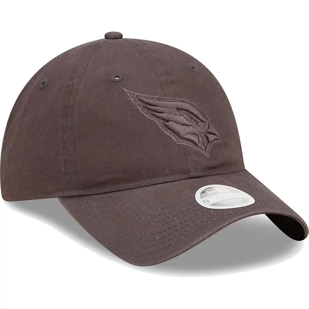 Women's New Era Graphite Arizona Cardinals Core Classic 2.0 Tonal 9TWENTY Adjustable Hat 4 Women's New Era Graphite Arizona Cardinals Core Classic 2.0 Tonal 9TWENTY Adjustable Hat - Image 4